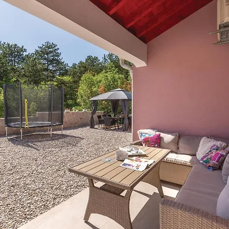 In With Outdoor Swimming Pool Holiday home